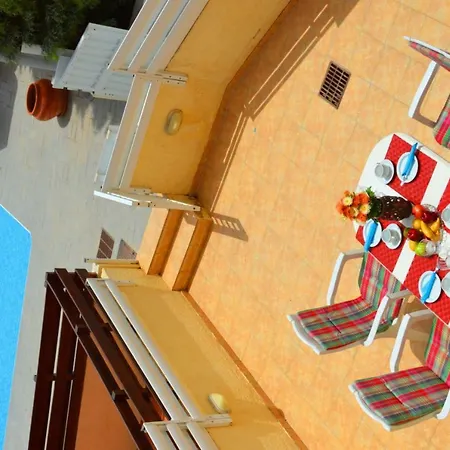 Feriehus Kapparis Semi Detached Paralimni
