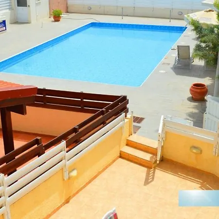 Feriehus Kapparis Semi Detached Paralimni
